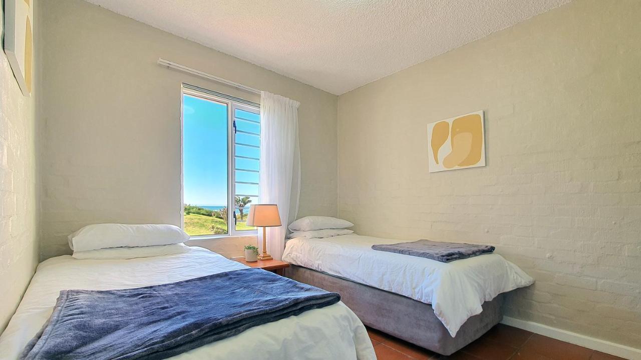 Escape To Paradise: Beachside Apartment Jeffreys Bay Kültér fotó